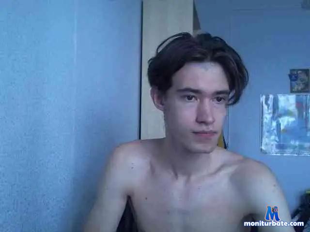 Anton8xxx8 bongacams performer male