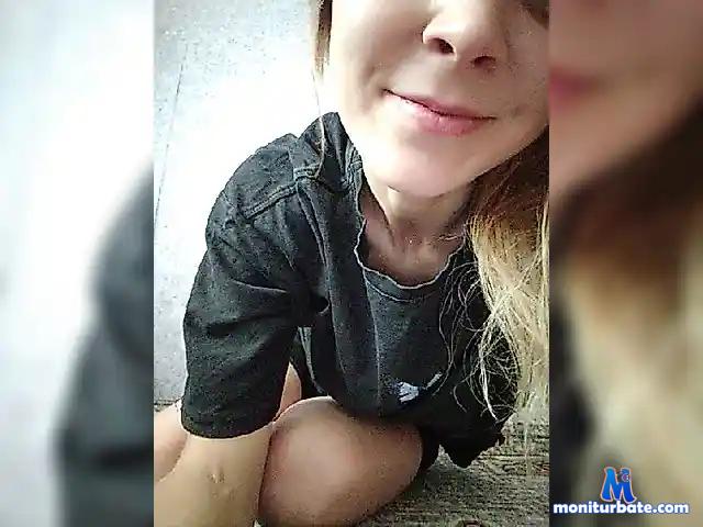 Sladkaya12zayka bongacams performer female
