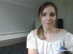 WilyAngel333 bongacams live cam performer profile