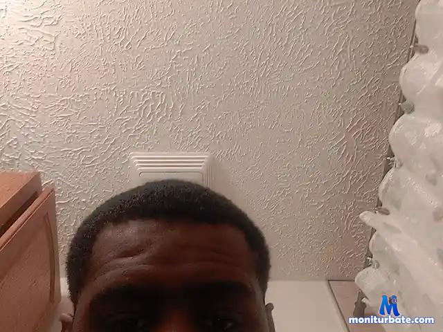 Johnnybravo13 bongacams performer male