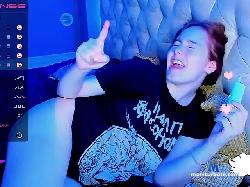 CherryVibe11 bongacams live cam performer profile