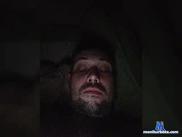 Perturabe bongacams performer male