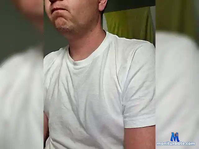 Complicated55 bongacams performer male