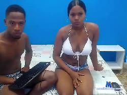 RoxxyFox bongacams live cam performer profile