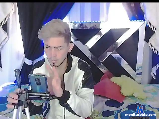 Jacobrien23 bongacams performer male