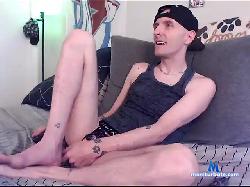 Pyrowuff bongacams live cam performer profile