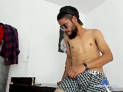 Esteban21- bongacams live cam performer profile