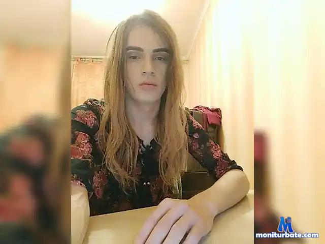MILam bongacams performer shemale