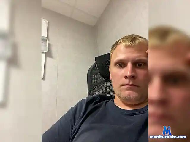 Nik2214 bongacams performer male