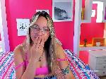 sarahhwill bongacams livecam show performer room profile