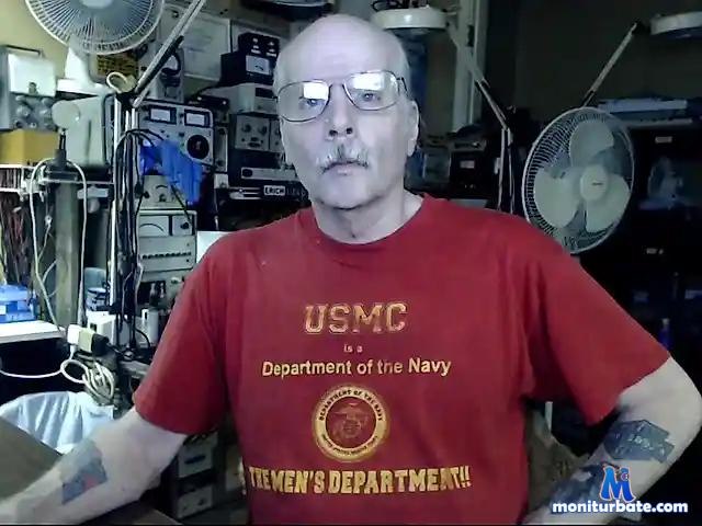 Erich470622 bongacams performer male
