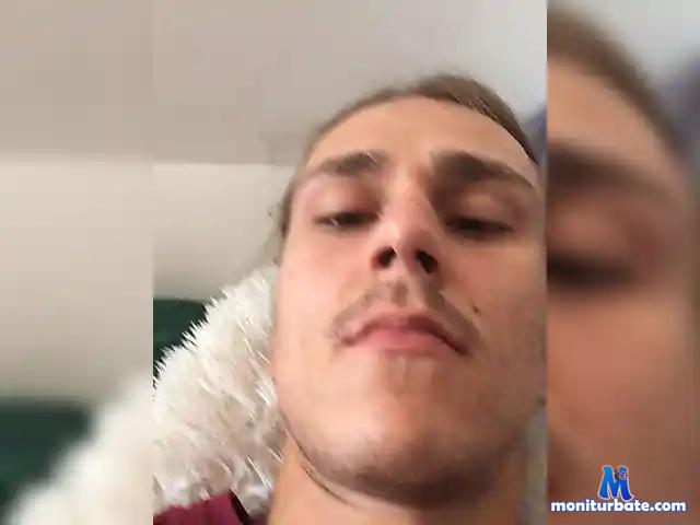lilmeatball88 bongacams performer male
