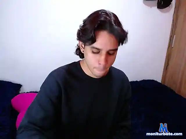 Jesusdanielhot bongacams performer male