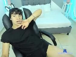lianrico bongacams live cam performer profile