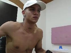 ethandevis bongacams live cam performer profile