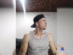 Jaxon69fox bongacams live cam performer profile
