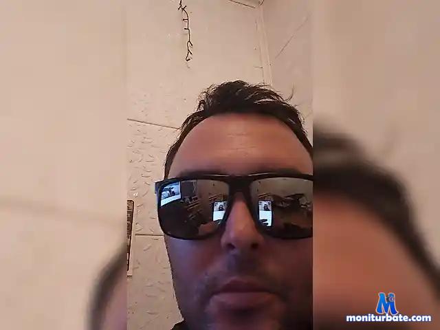 AlexVsem bongacams performer male