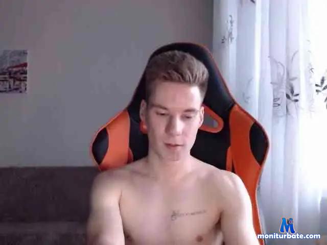 iliaal bongacams performer male