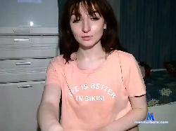 RoseYoung bongacams live cam performer profile