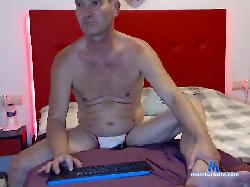 LindaPareja bongacams live cam performer profile