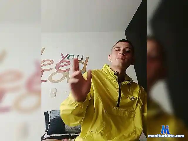 tonmias bongacams performer male