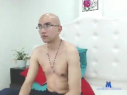 PercyWest bongacams live cam performer profile