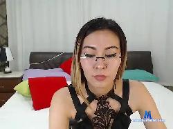 AviaBorns bongacams live cam performer profile