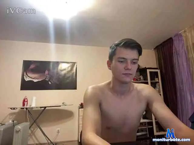 MikeKitty bongacams performer male