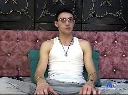 LeonSteell bongacams live cam performer profile