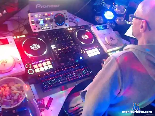 greatdj001 bongacams performer male