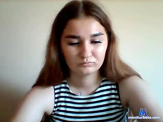 Juicy-mel0n bongacams performer female