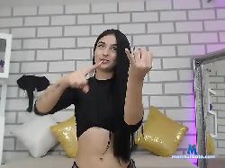 emyfoxx bongacams live cam performer profile