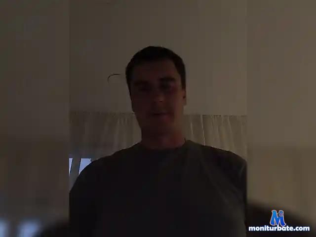 Akexis11051 bongacams performer male