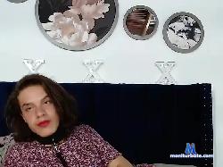latinblondose bongacams live cam performer profile