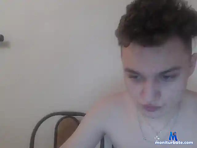 mikey-timmy bongacams performer male