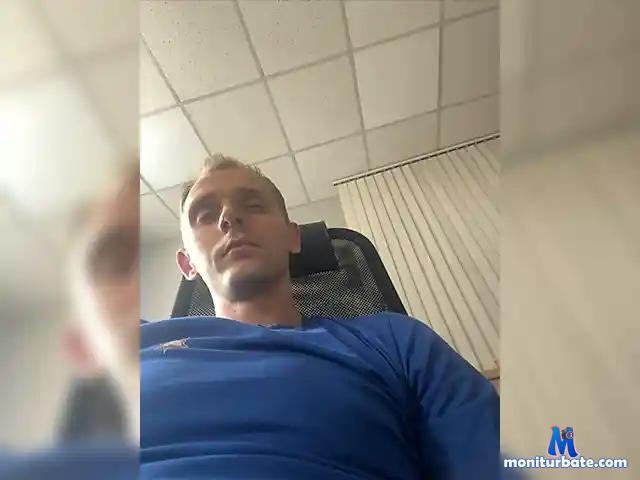 YourMaster- bongacams performer male