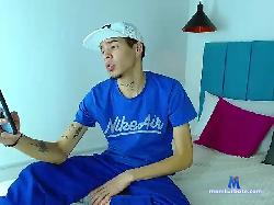 Santiagolux bongacams live cam performer profile