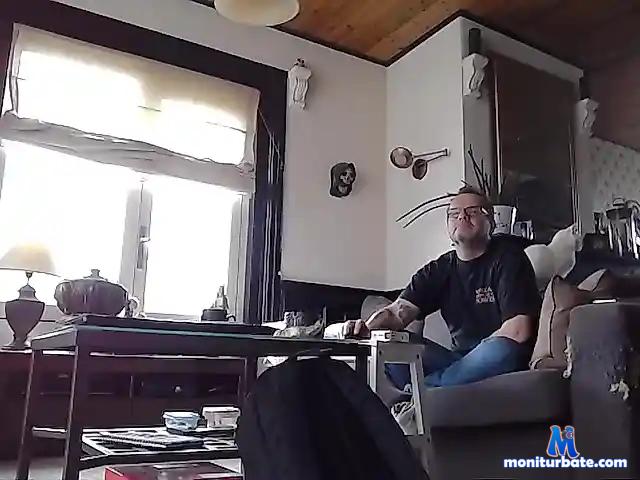slet010 bongacams performer male