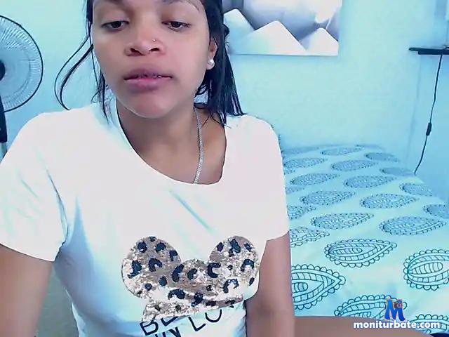 shariksweet bongacams performer female