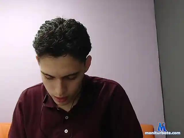 bad-boyx1 bongacams performer male