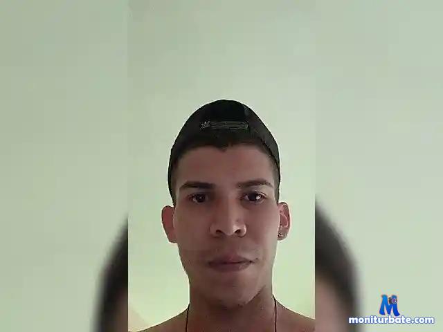 Fenix2021a bongacams performer male