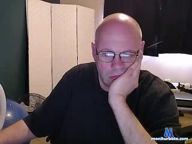 OneMegaton bongacams performer male