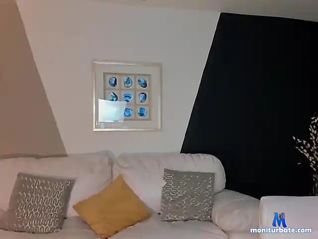 FernandaVega bongacams performer female