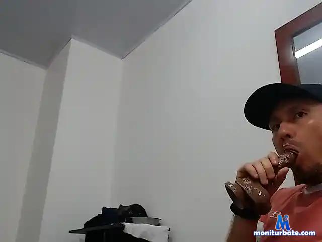 thomaxx10 bongacams performer male
