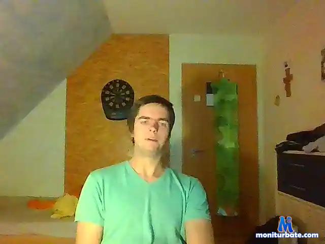 chris2jung bongacams performer male