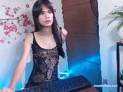 athats bongacams live cam performer profile
