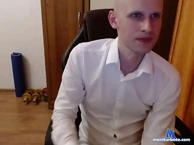 M-Lonely bongacams performer male