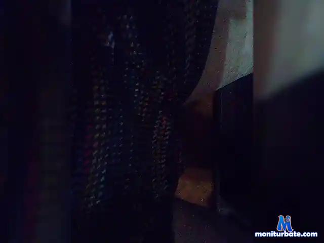 Fynjy81341 bongacams performer male
