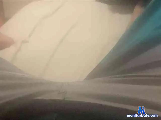 Luv2strokit77 bongacams performer male