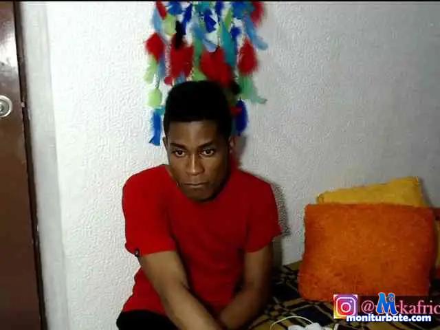 Afrik-back bongacams performer male